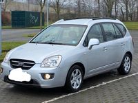Gebraucht Kia Carens 145 PS (106 kW) 2008 Silber Van / Kleinbus