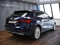 Gebraucht Audi A3 Advanced Plus 150 PS (110 kW) 2024 Blau Limousine