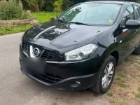 Gebraucht Nissan Qashqai 131 PS (96 kW) 2013 Schwarz SUV