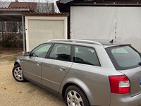 Gebraucht Audi A4 Comfort 163 PS (119 kW) 2002 Grau Kombi
