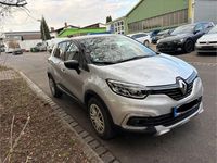 Gebraucht Renault Captur Collection 131 PS (96 kW) 2019 Silber SUV