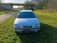 Używany Volvo V70 140 KM (102 kW) 2002 Srebrny Kombi