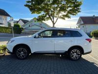 gebraucht Mitsubishi Outlander 2.2 DI-D 4WD Aut. SUV-Star+