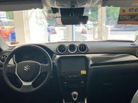 Gebraucht Suzuki Vitara Comfort+ 102 PS (75 kW) 2025 Silber Limousine