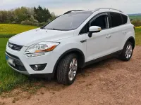 Używany Ford Kuga Titanium 140 KM (102 kW) 2012 Biały SUV