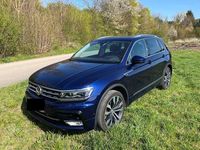 Używany VW Tiguan Highline 220 KM (161 kW) 2017 Niebieski SUV