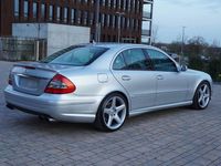 Gebraucht Mercedes E500 AMG 387 PS (284 kW) 2007 Silber Limousine