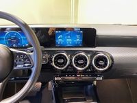 Gebraucht Mercedes CLA180 Shooting Brake Advanced 136 PS (100 kW) 2022 Schwarz Kombi