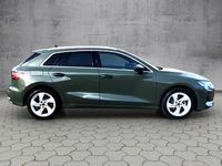 Używany Audi A3 Ambiente 150 KM (110 kW) 2025 Zielony Sedan/Limuzyna