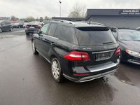 Gebraucht Mercedes ML350 258 PS (189 kW) 2012 Schwarz SUV