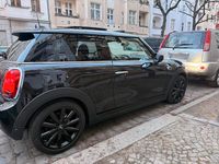 Second-hand Mini Cooper 136 CP (100 kW) 2019 Negru Hatchback