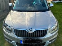 Gebraucht Skoda Yeti Ambition 105 PS (77 kW) 2014 Gelb SUV