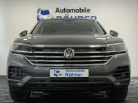 Gebraucht VW Touareg 231 PS (169 kW) 2019 Siliziumgrau metallic SUV