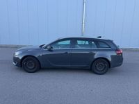 Gebraucht Opel Insignia Edition 136 PS (100 kW) 2015 Grau Kombi