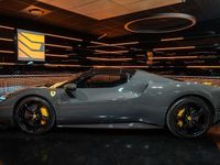 Gebraucht Ferrari 296 829 PS (609 kW) 2024 Grau Cabrio