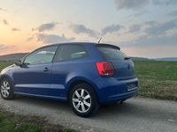 Gebraucht VW Polo Highline 105 PS (77 kW) 2011 Blau Kleinwagen