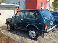 Gebraucht Lada niva 83 PS (61 kW) 2010 Grün SUV
