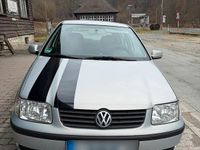 Second-hand VW Polo 60 CP (44 kW) 2000 Argintiu Hatchback