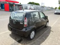Gebraucht Daihatsu Sirion 69 PS (50 kW) 2010 Schwarz Kleinwagen