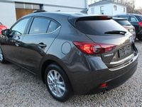 Gebraucht Mazda 3 Center-Line 120 PS (88 kW) 2016 Braun Limousine