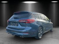 Gebraucht Ford Focus ST-Line X 155 PS (114 kW) 2024 Blau Limousine