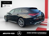 Gebraucht Mercedes CLA200 Shooting Brake AMG 163 PS (119 kW) 2023 Metalliclack kosmosschwarz Kombi