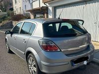 Gebraucht Opel Astra 110 PS (80 kW) 2008 Silber Limousine