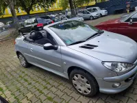 Gebraucht Peugeot 206 CC Platinum 109 PS (80 kW) 2005 Silber Cabrio