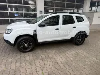 Używany Dacia Duster Acces 91 KM (66 kW) 2021 Biały SUV