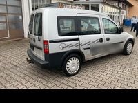 gebraucht Opel Combo 1.4 Benzin 5 Sitzer