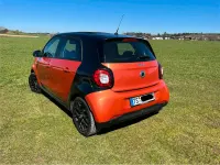 Gebraucht Smart ForFour 90 PS (66 kW) 2015 Schwarz Kleinwagen