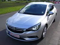 Usata Opel Astra Innovation 110 CV (80 kW) 2015 Argento Berlina