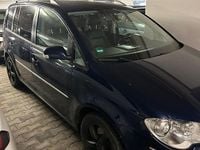 Gebraucht VW Touran 140 PS (102 kW) 2008 Blau Van / Kleinbus