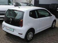 Usado VW up! 65 HP (47 kW) 2023 Branco Citadino