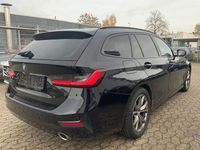 Gebraucht BMW 320 Sport Line 190 PS (139 kW) 2021 Schwarz Kombi