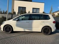 Gebraucht VW Touran 116 PS (85 kW) 2020 Weiß Van / Kleinbus