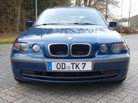 Gebraucht BMW 325 192 PS (141 kW) 2001 Blau Coupé
