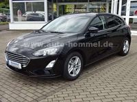 Brugt Ford Focus Cool & Connect 125 HK (91 kW) 2022 Sort Sedan