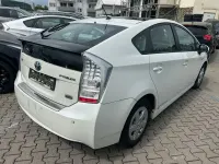 Gebraucht Toyota Prius Executive 99 PS (72 kW) 2009 Weiß Kleinwagen