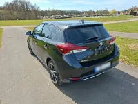 Gebraucht Toyota Auris Team 116 PS (85 kW) 2019 Schwarz Kleinwagen