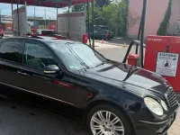 Gebraucht Mercedes E320 Avantgarde 224 PS (164 kW) 2006 Schwarz Limousine