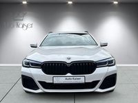 Gebraucht BMW 530e M Sport 184 PS (135 kW) 2023 Alpinweiss iii Kombi
