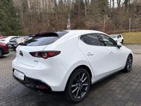 Używany Mazda 3 Selection 122 KM (89 kW) 2022 Biały Sedan/Limuzyna