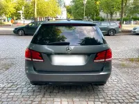 Gebraucht Mercedes E220 Edition 170 PS (125 kW) 2015 Grau Kombi