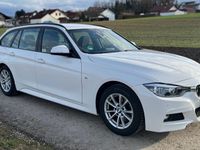 gebraucht BMW 318 i Touring M Sport Alpinweiß