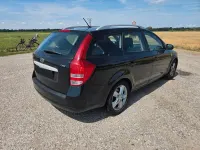 Gebraucht Kia Ceed Sportswagon 116 PS (85 kW) 2012 Schwarz Kombi