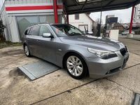 Gebraucht BMW 525 2004 Grau Kombi