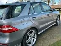 Gebraucht Mercedes ML350 258 PS (189 kW) 2012 Grau SUV