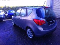 Gebraucht Opel Meriva 140 PS (102 kW) 2010 Gold Van / Kleinbus