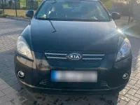 Używany Kia Ceed 2009 Czarny Hatchback
